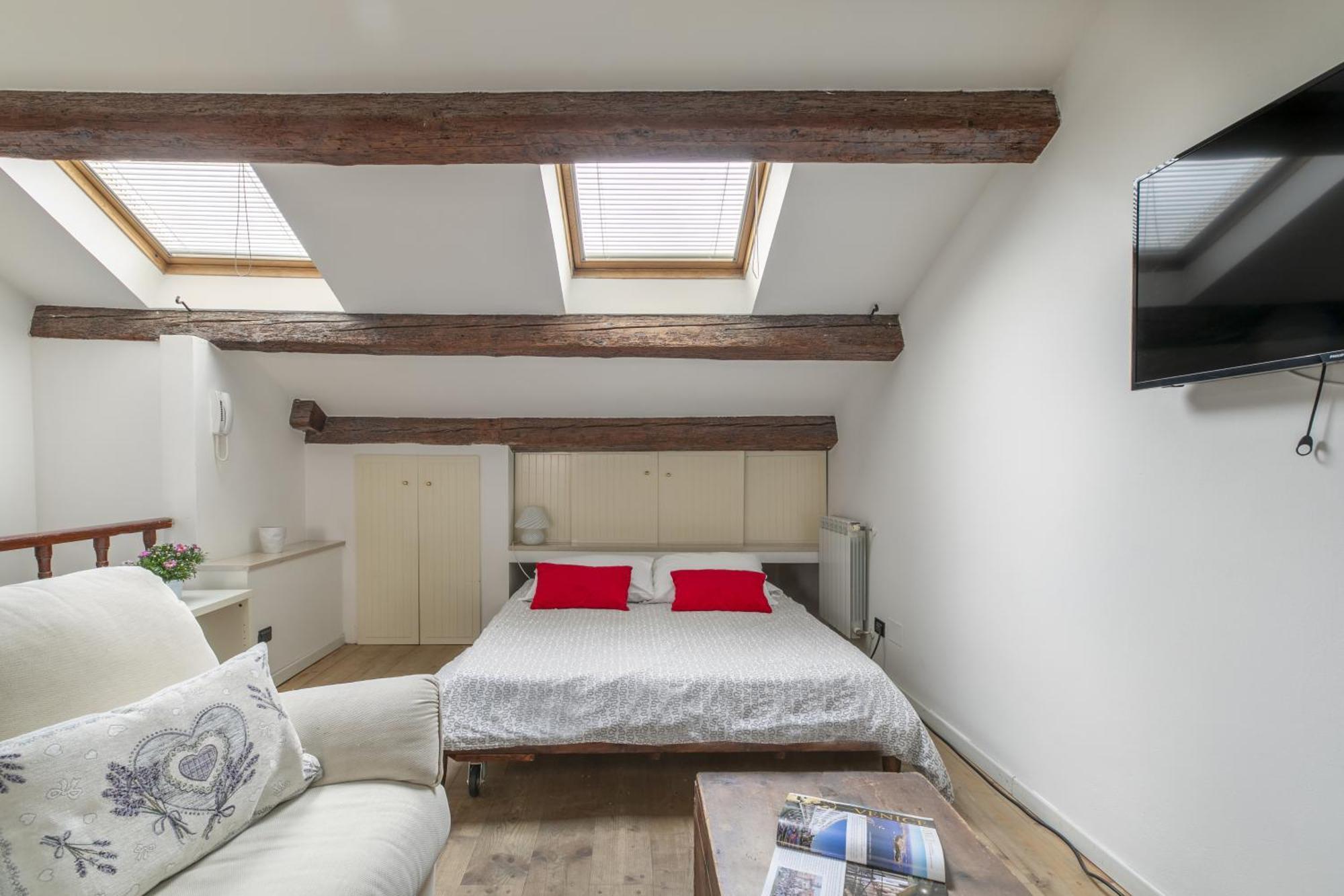 Nice Lovely Attic For 4 Person With Wifi - A/C 베니스 외부 사진