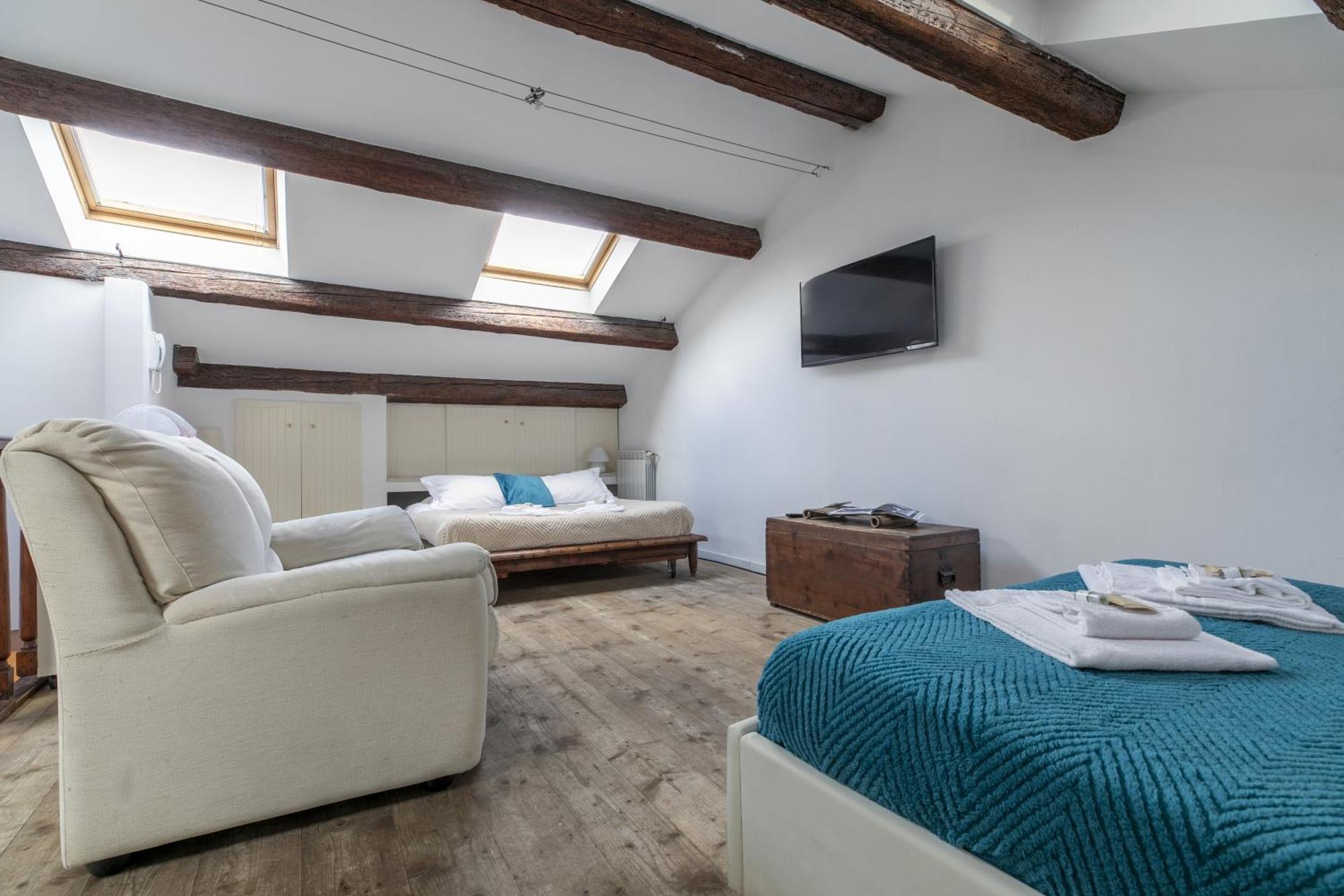 Nice Lovely Attic For 4 Person With Wifi - A/C 베니스 외부 사진