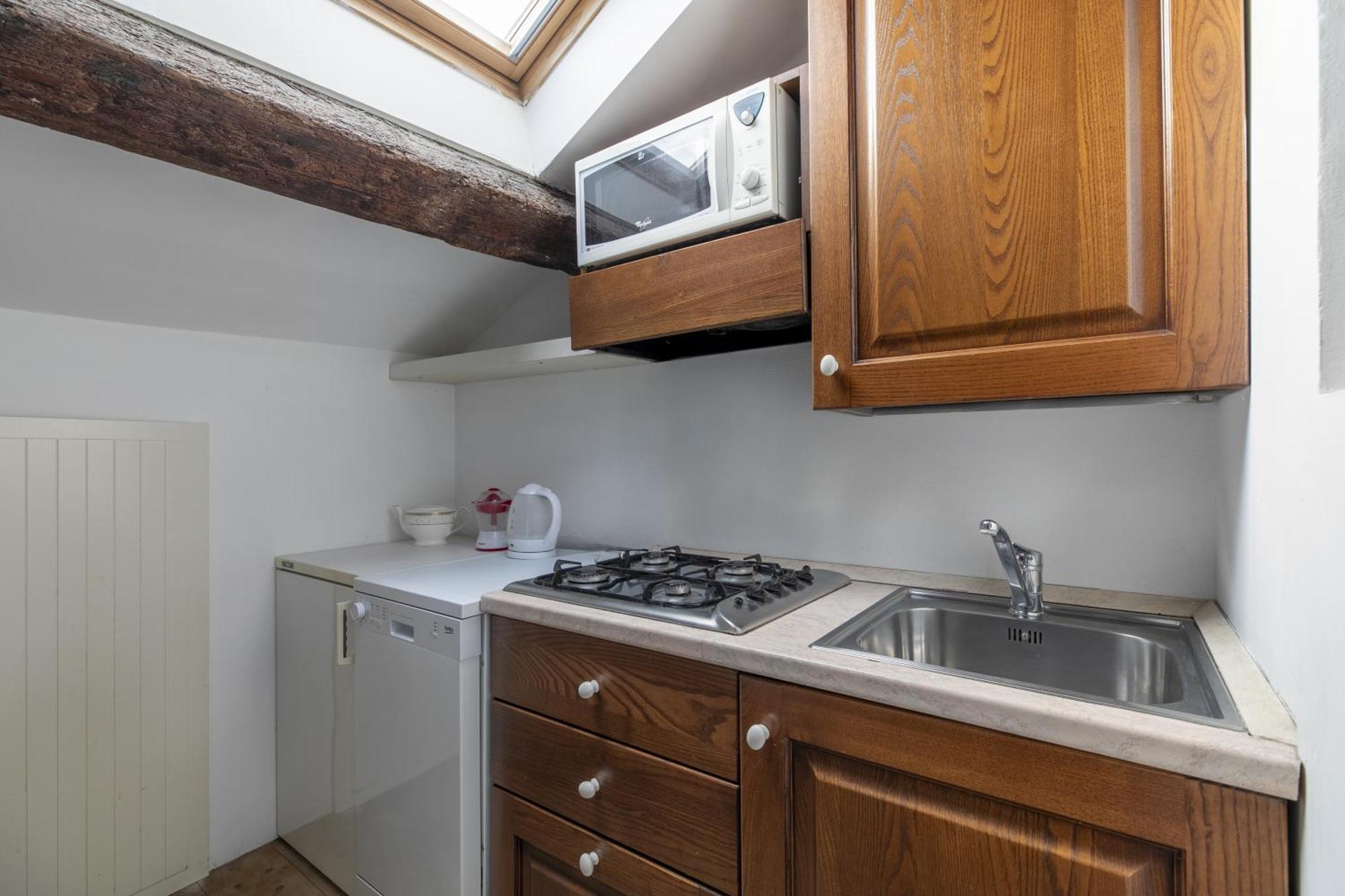 Nice Lovely Attic For 4 Person With Wifi - A/C 베니스 외부 사진