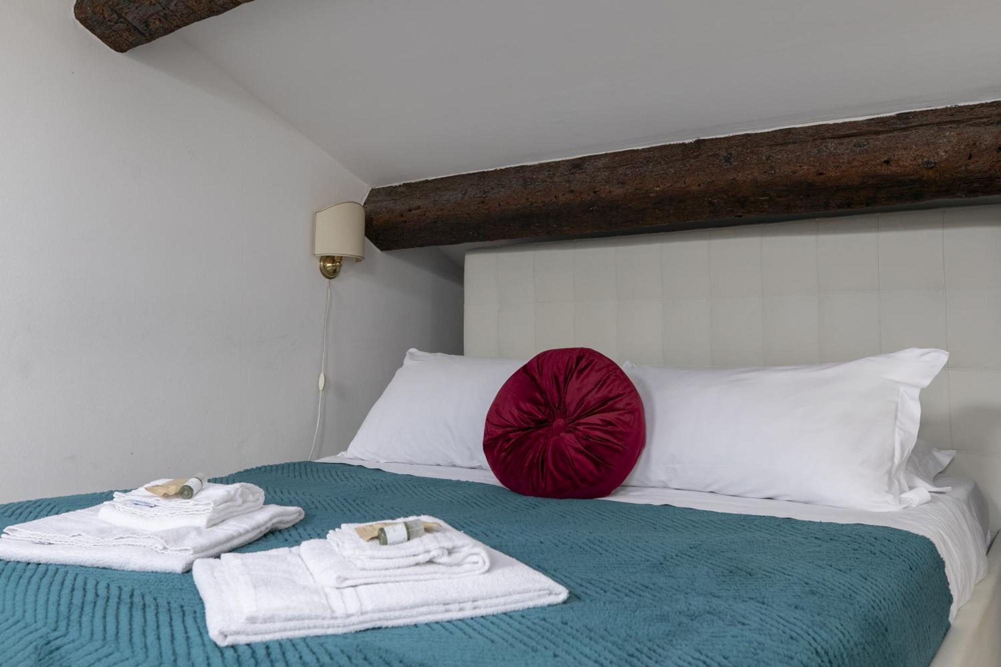 Nice Lovely Attic For 4 Person With Wifi - A/C 베니스 외부 사진