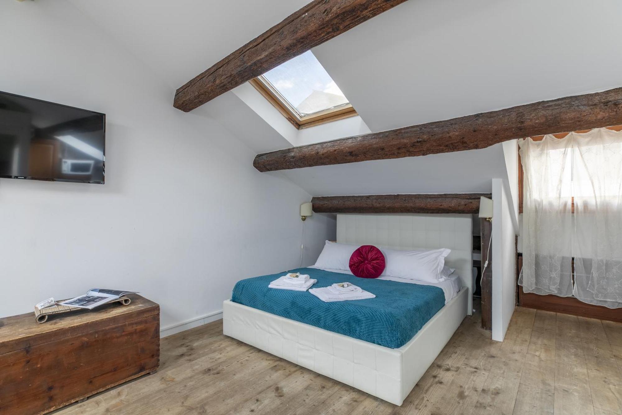 Nice Lovely Attic For 4 Person With Wifi - A/C 베니스 외부 사진
