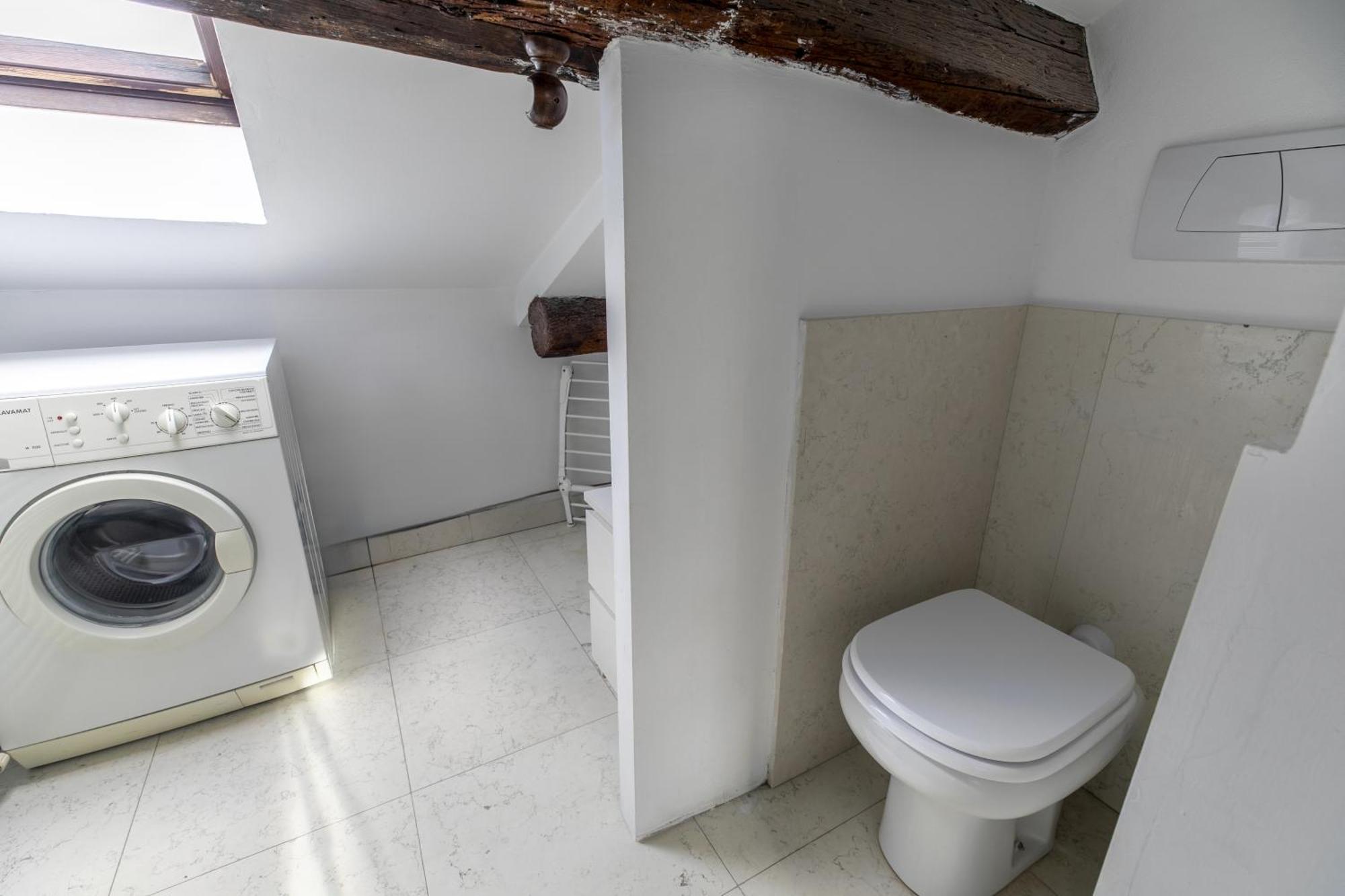 Nice Lovely Attic For 4 Person With Wifi - A/C 베니스 외부 사진