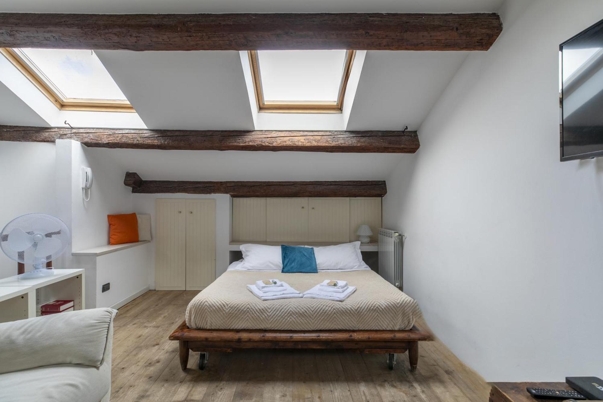 Nice Lovely Attic For 4 Person With Wifi - A/C 베니스 외부 사진